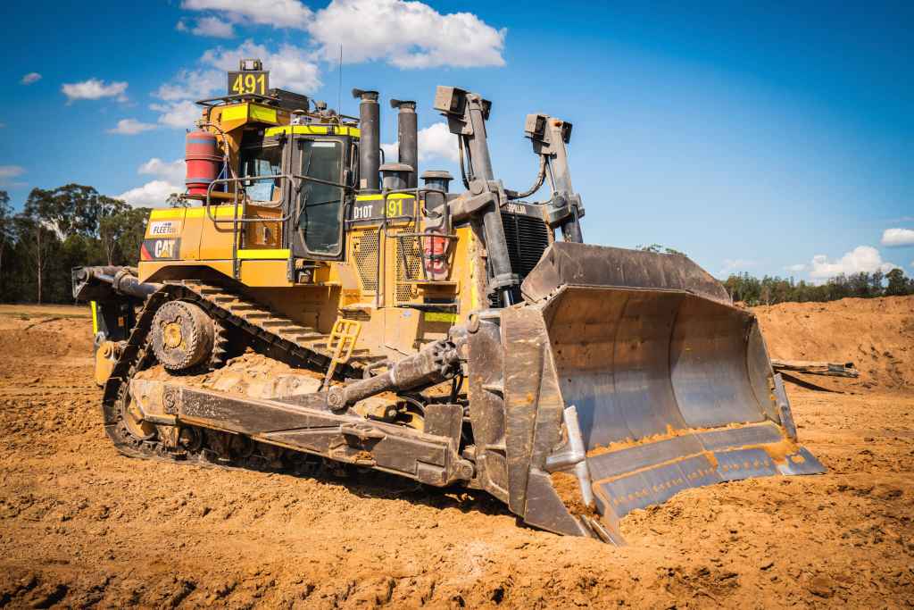 Cat D10T Bulldozer: Powerful Performance and High Efficiency